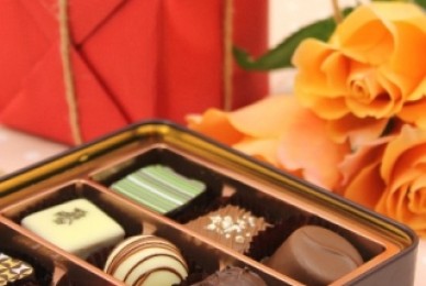 【札幌駅周辺】四季を表現した芸術的なチョコレートの販売/未経験者歓迎 画像1