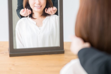 【北見市】固定シフトで働きやすい/嬉しい高時給/女性用ウィッグ販売スタッフ 画像1